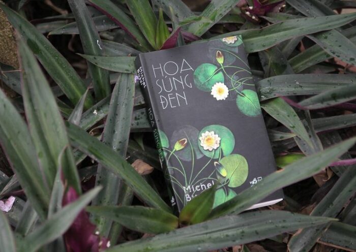 Đọc thử: Hoa súng đen